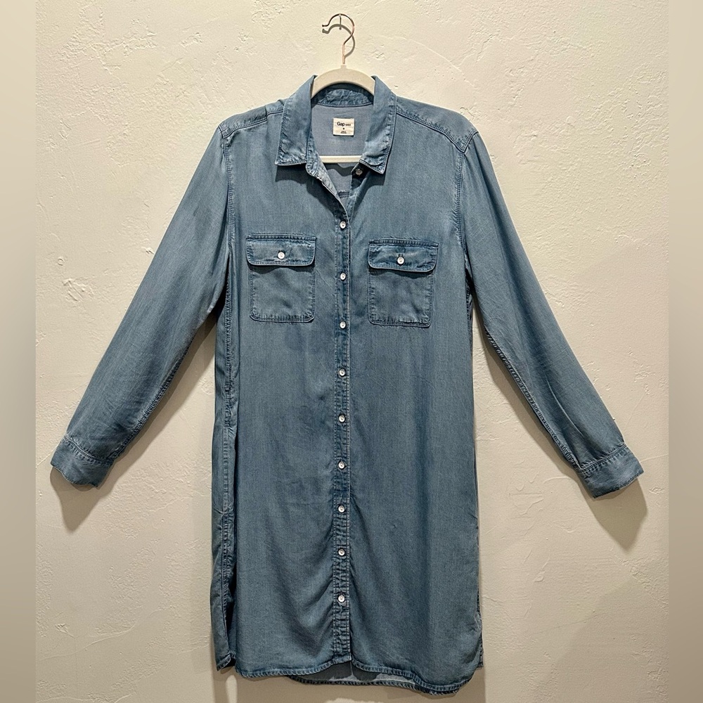 Gap Buttoned Up Denim Dress